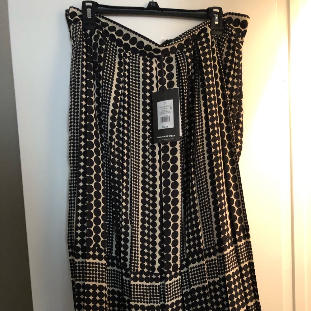 Spring time Skirt with invisible zipper